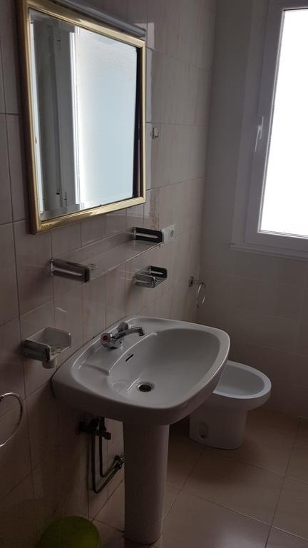 Hostal Orly Camponaraya Ngoại thất bức ảnh