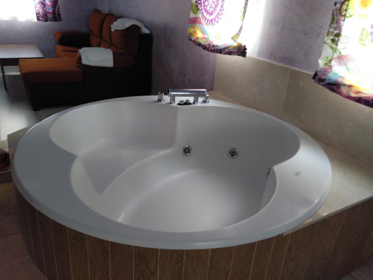Hostal Orly Camponaraya Ngoại thất bức ảnh